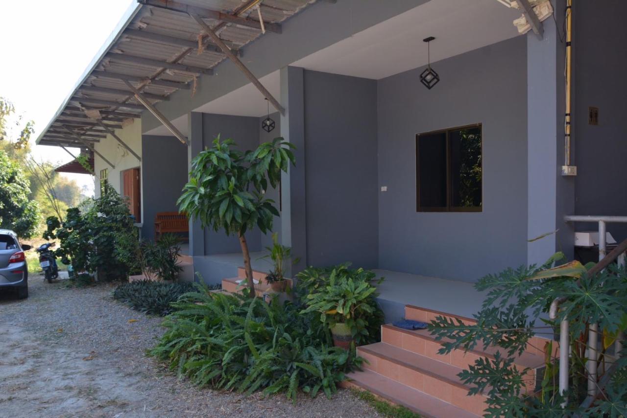 โคบาล ห้องพักรายวัน Chom Thong Eksteriør bilde